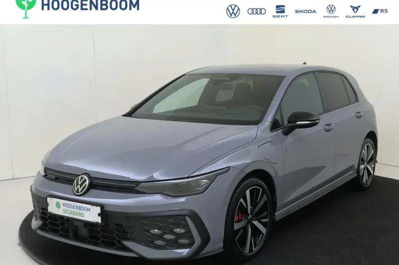 Volkswagen Golf (2023)