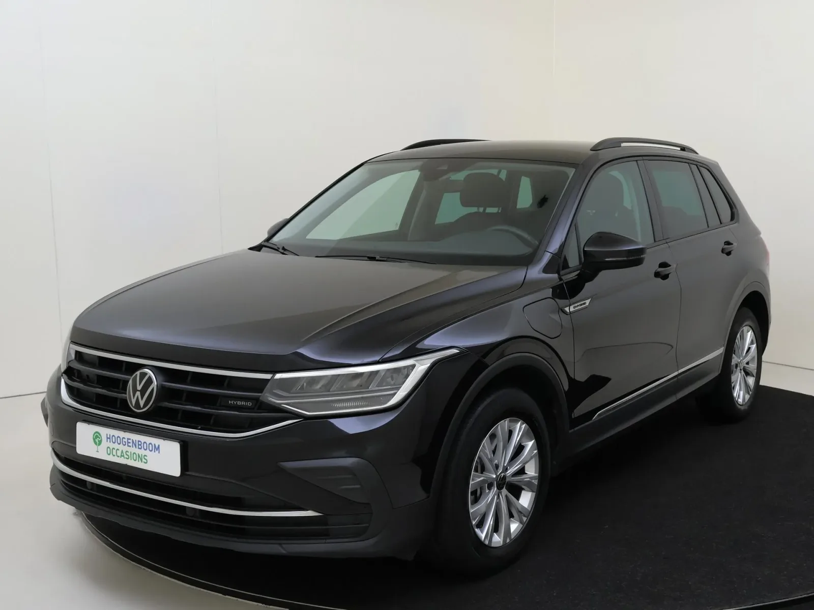 Volkswagen Tiguan (2023) — foto 1