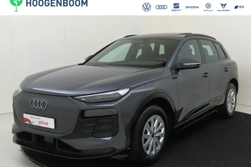 Audi Q6 e-tron (2025)