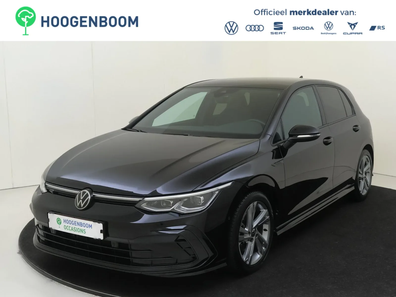Volkswagen Golf (2024) — foto 1