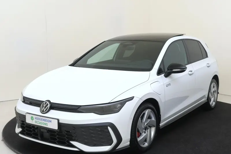Volkswagen Golf (2025)