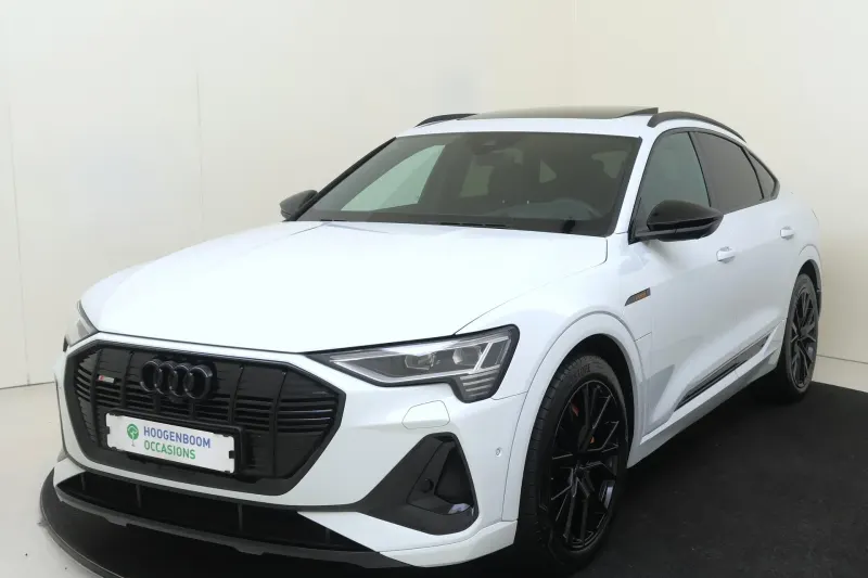 Audi e-tron (2023)