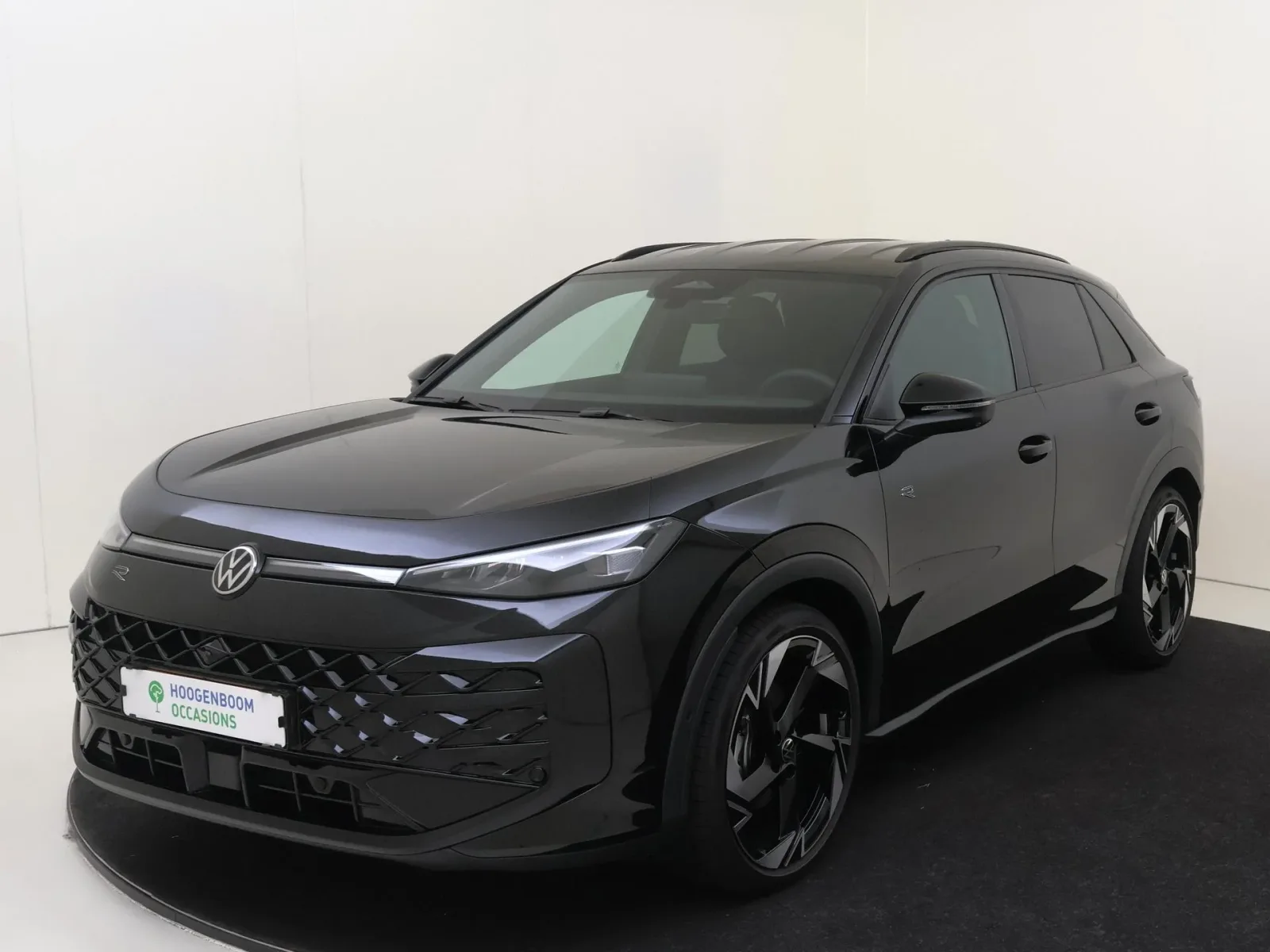 Volkswagen T-Roc (2025) — foto 1
