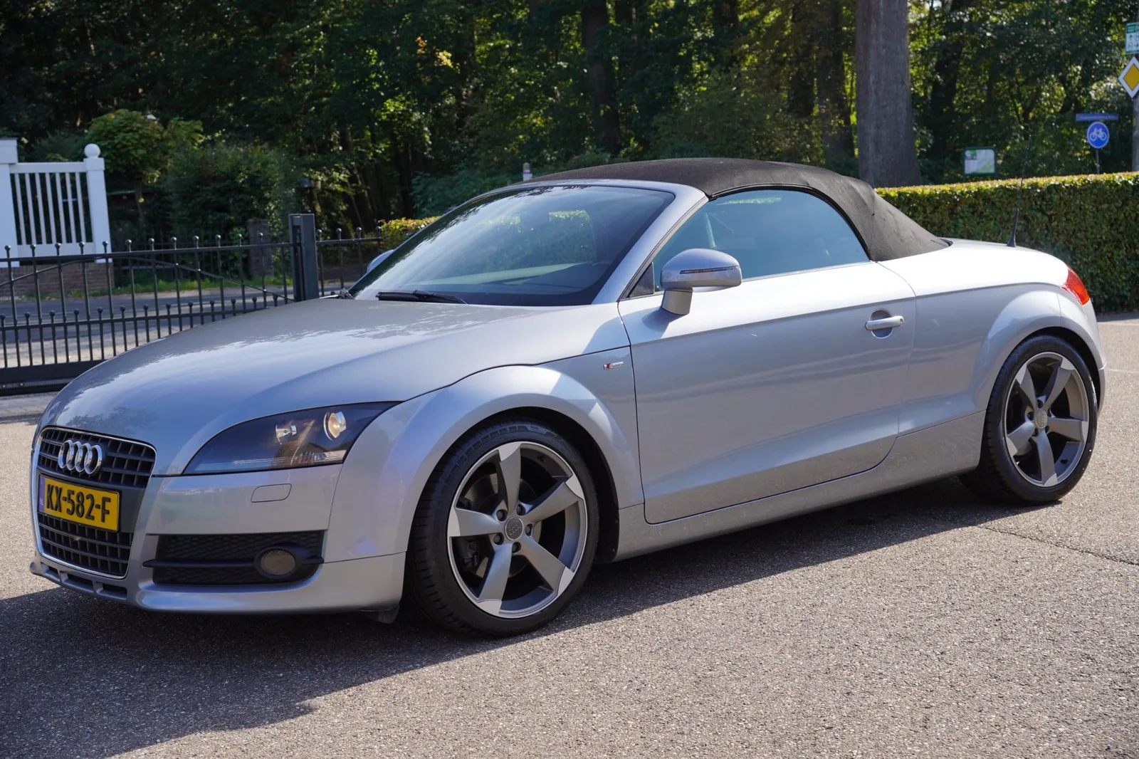 Audi TT (2007) — foto 1