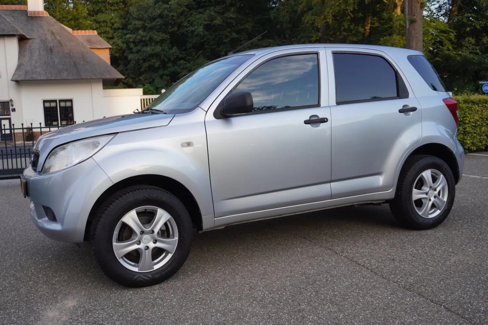 Daihatsu Terios (2007) — foto 1