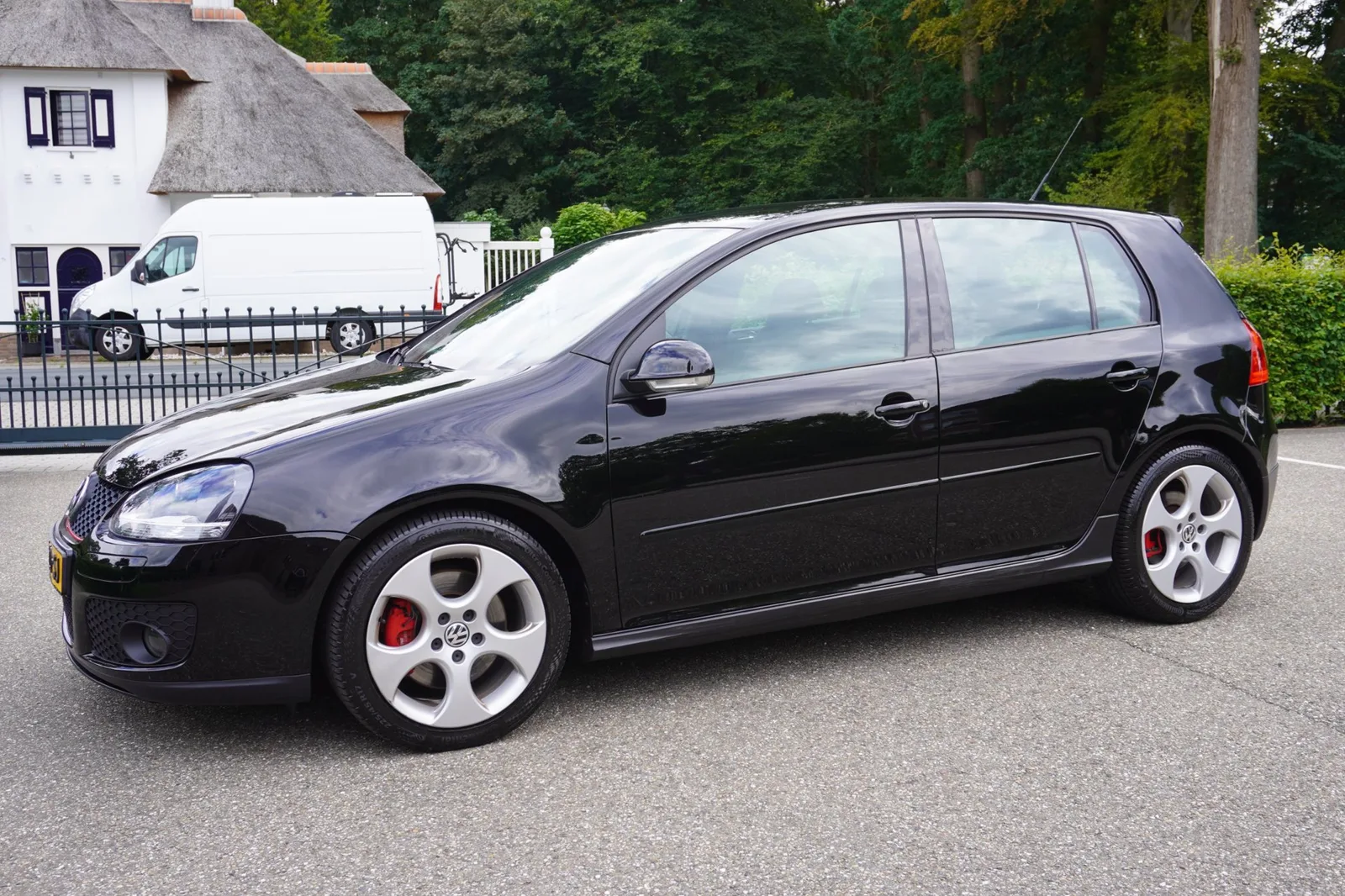 Volkswagen Golf (2008) — foto 1