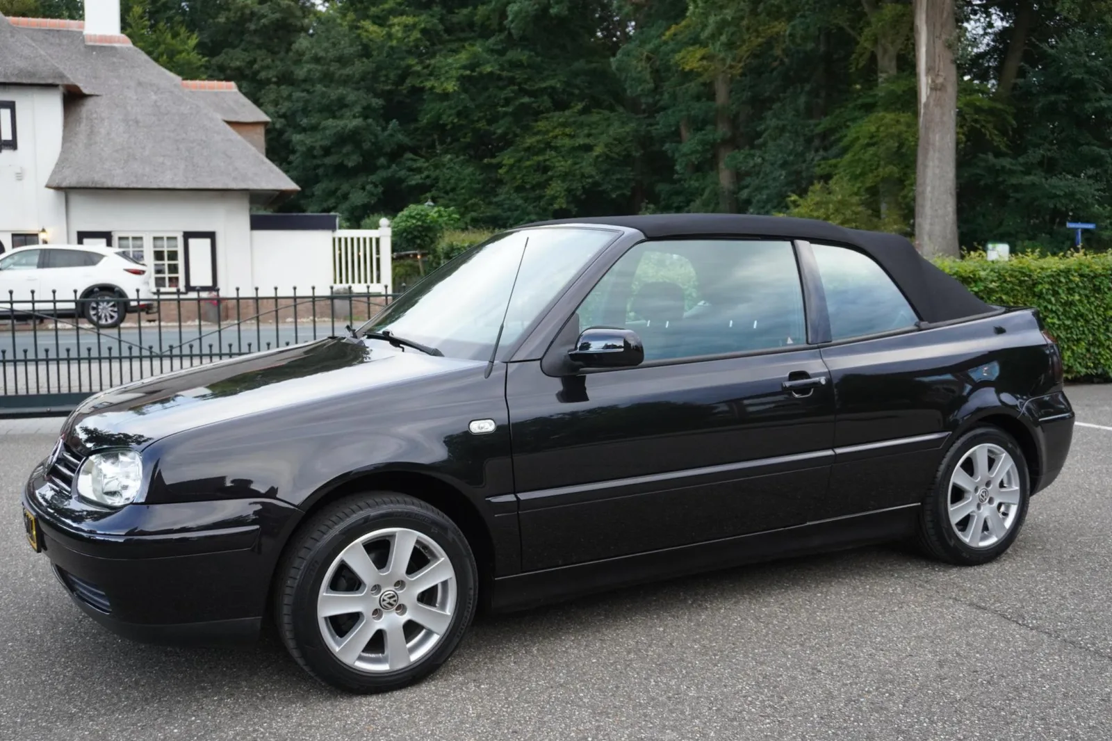 Volkswagen Golf (2001) — foto 1