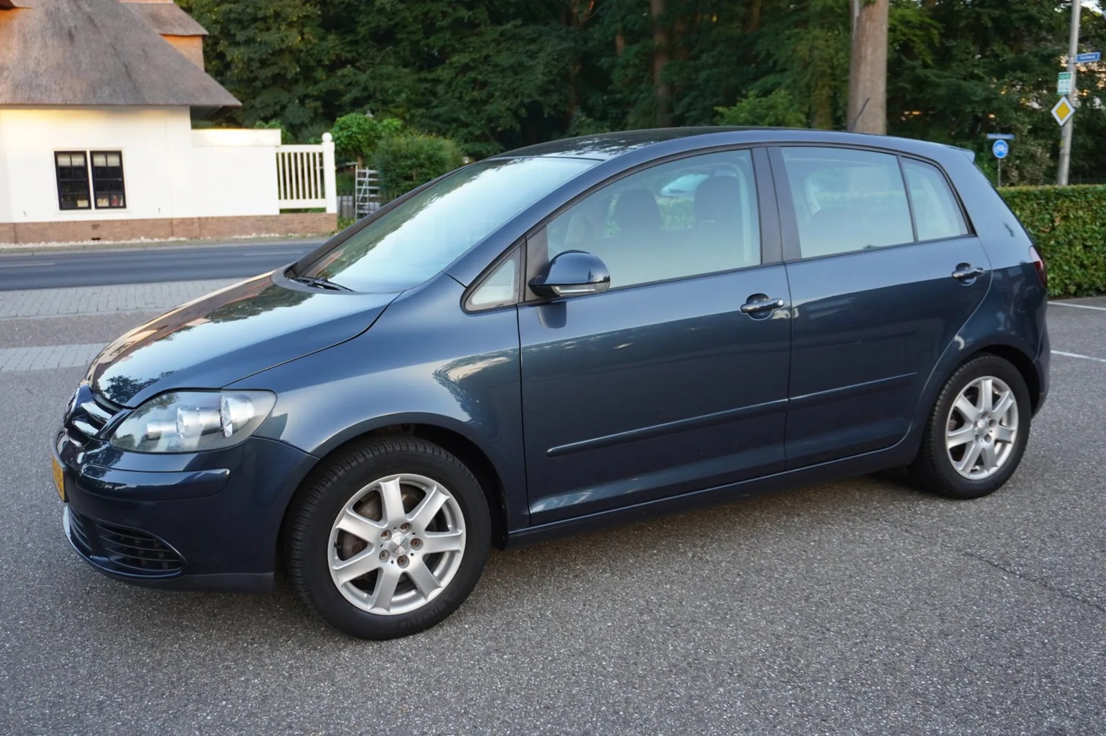 Volkswagen Golf Plus (2007) — foto 1