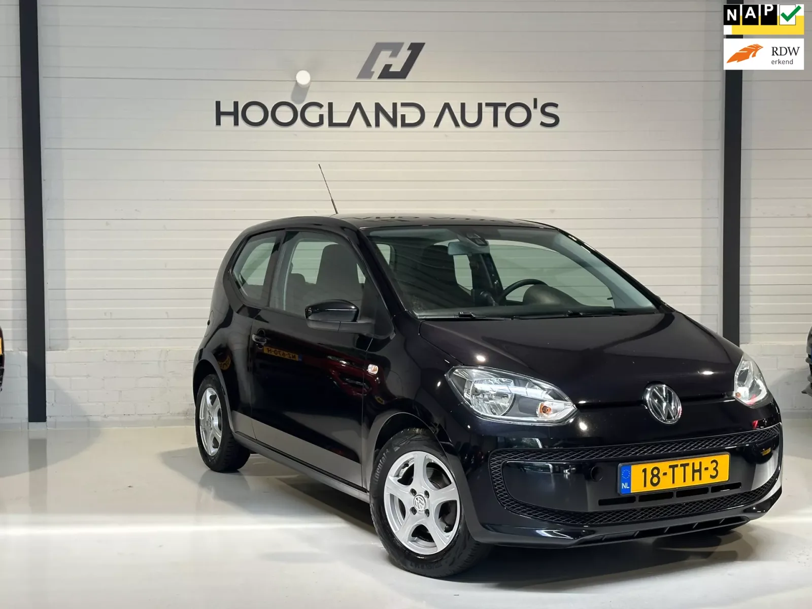 Volkswagen Up! (2012) — foto 1