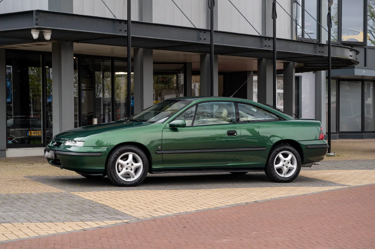 Opel Calibra (1996) — foto 1