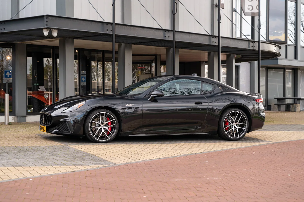 Maserati GranTurismo (2024) — foto 1