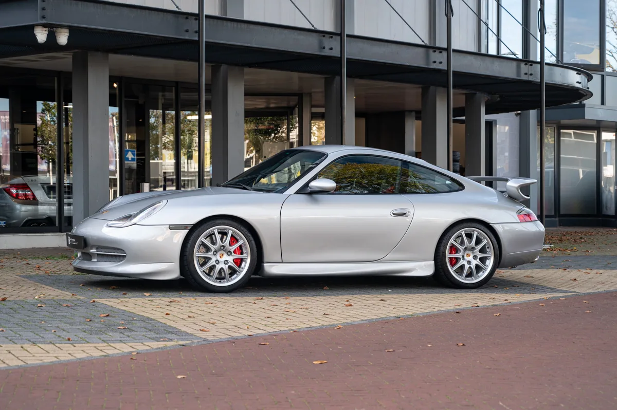 Porsche 911 (2000) — foto 1