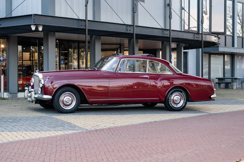 Bentley S2 (1962)