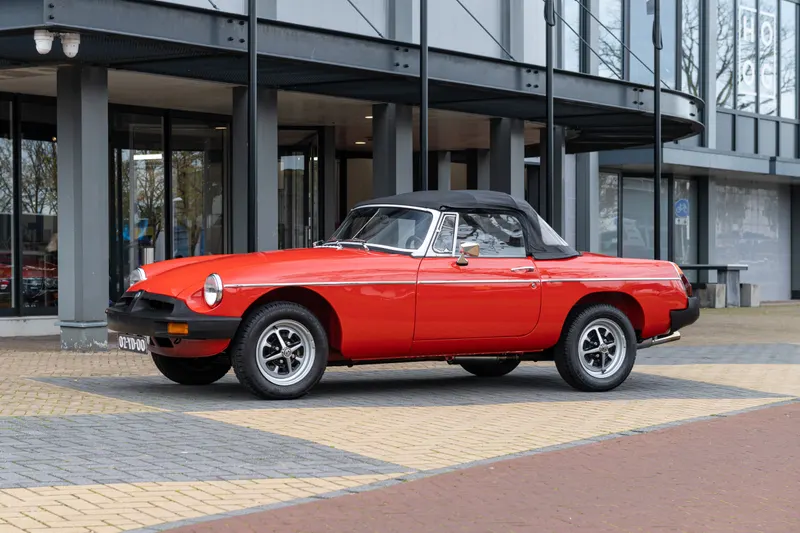 MG B-Type (1975)