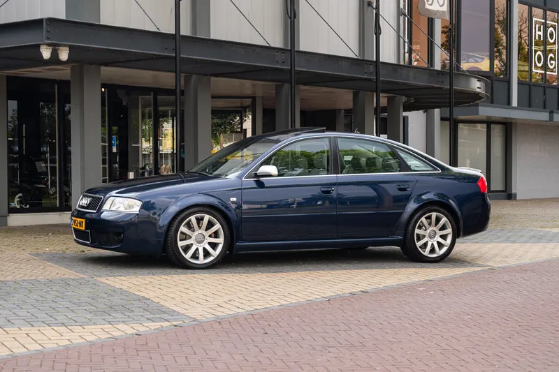 Audi RS 6 (2004)