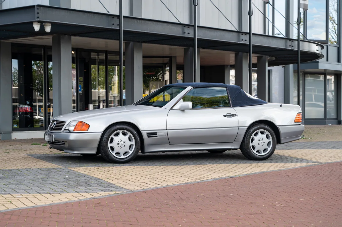 Mercedes-Benz SL-Klasse (1993) — foto 1