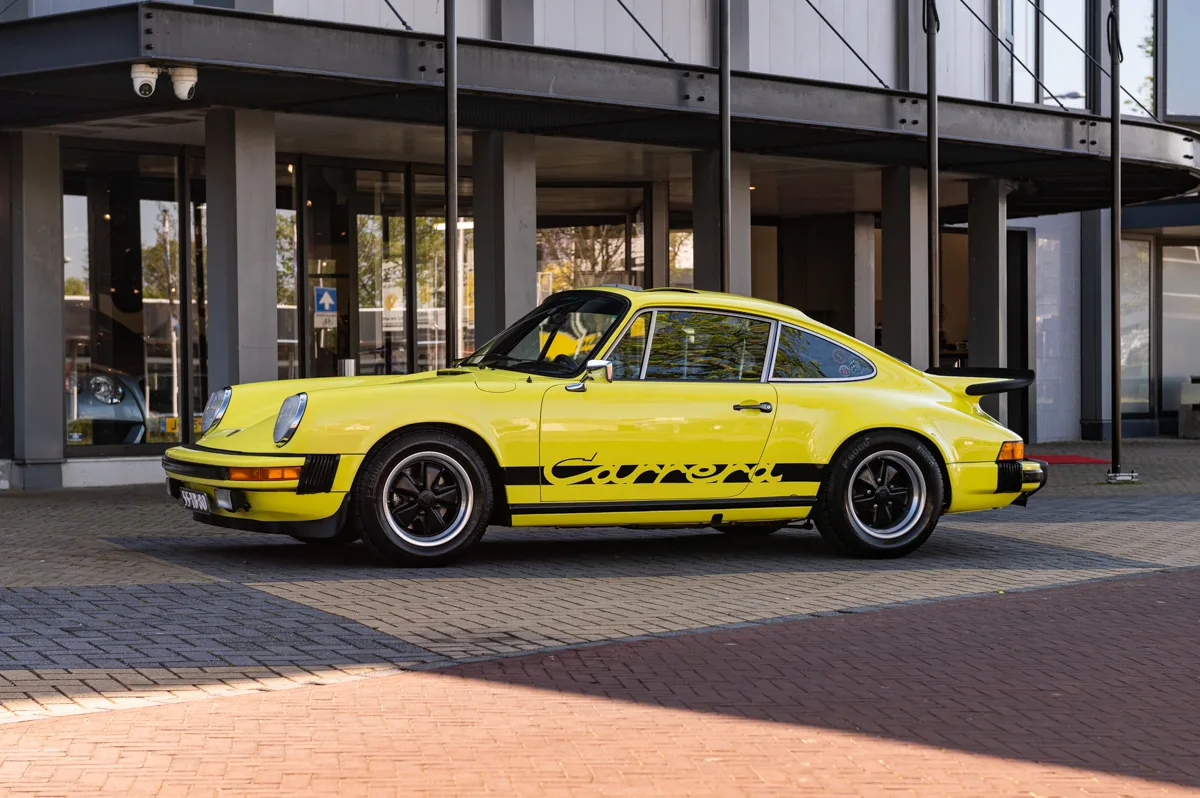 Porsche 911 (1975) — foto 1