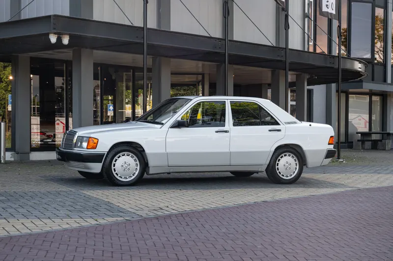 Mercedes-Benz 190-Serie (1989)