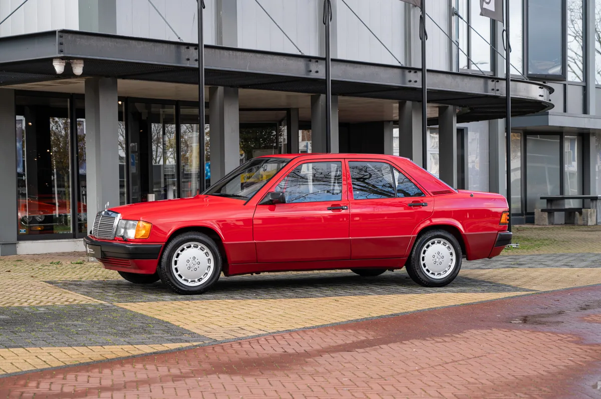 Mercedes-Benz 190-Serie (1992) — foto 1