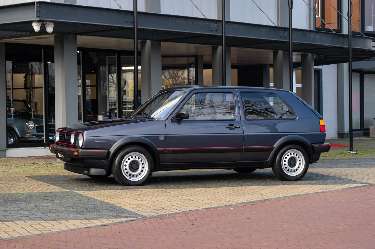 Volkswagen Golf (1989) — foto 1