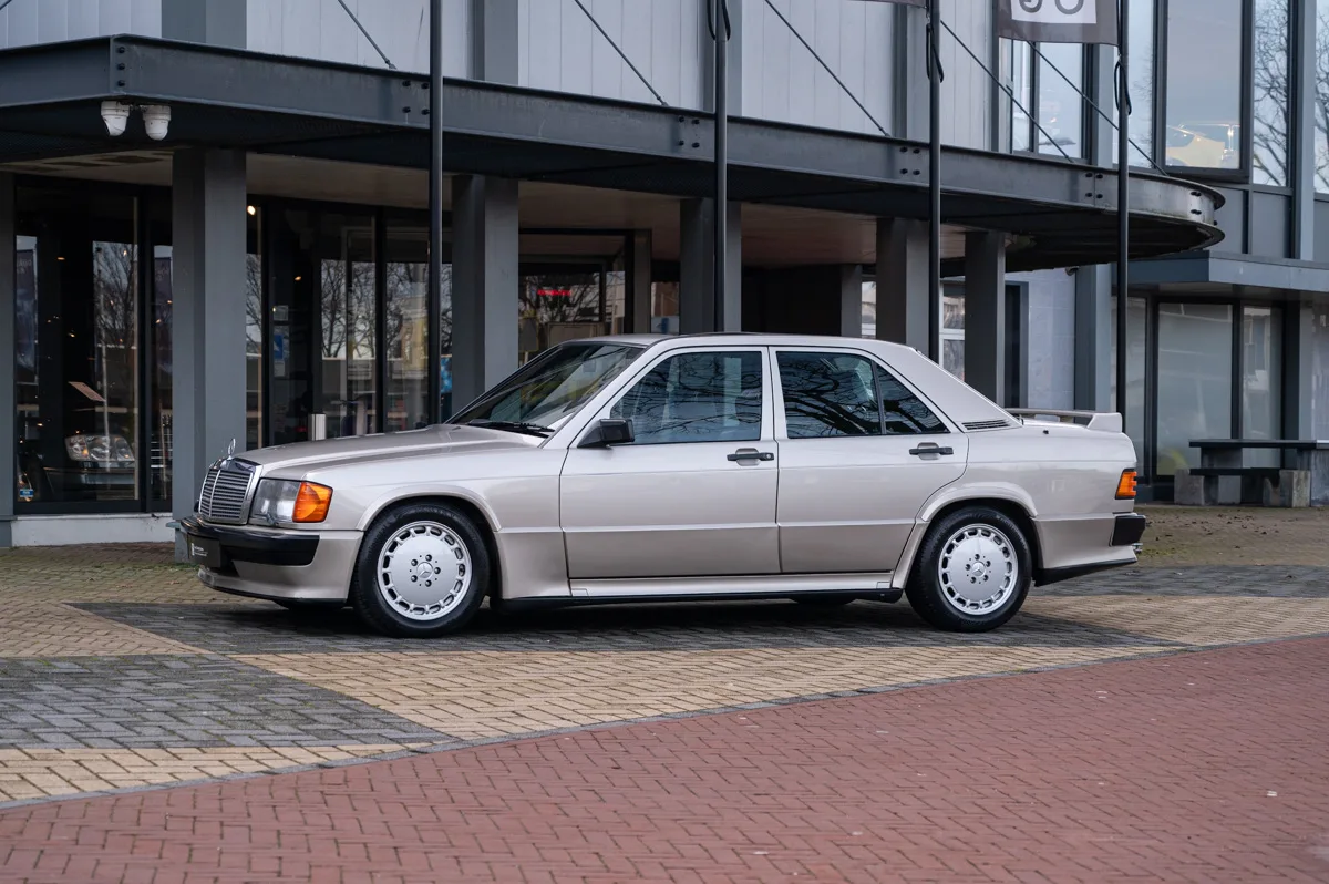 Mercedes-Benz 190-Serie (1986) — foto 1