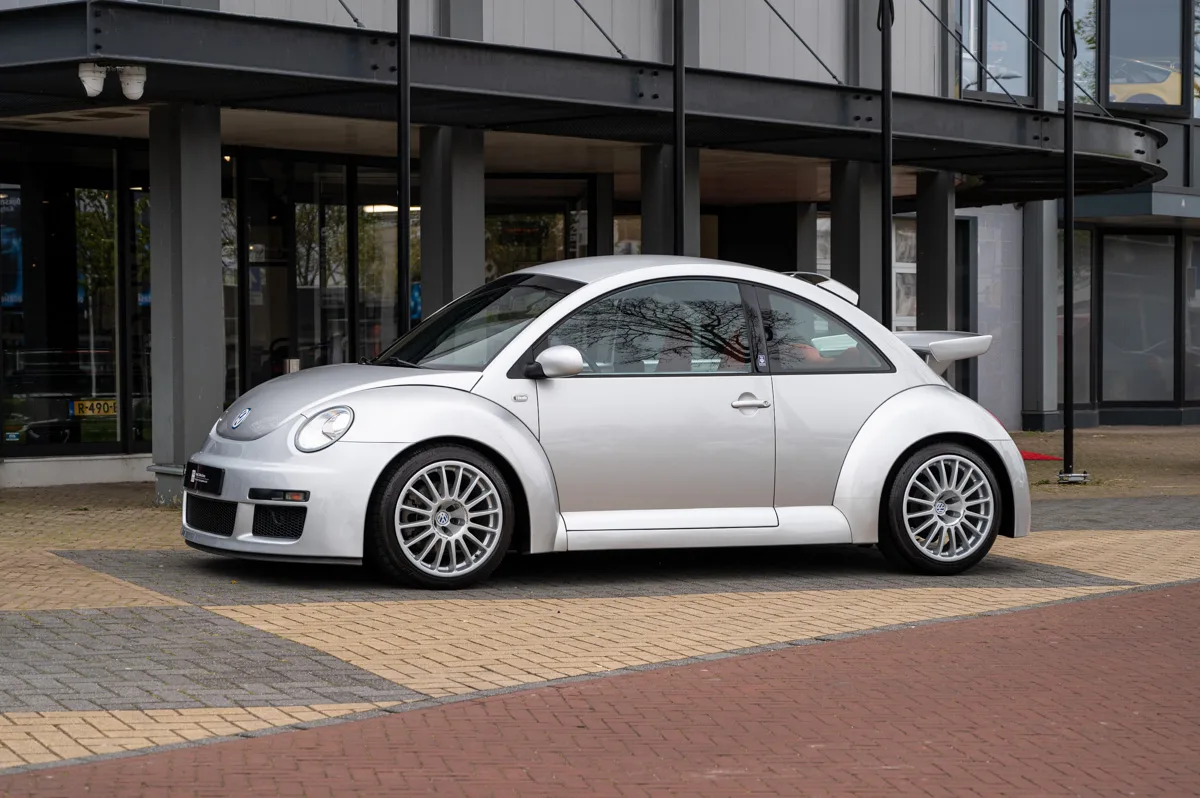 Volkswagen Beetle (2002) — foto 1