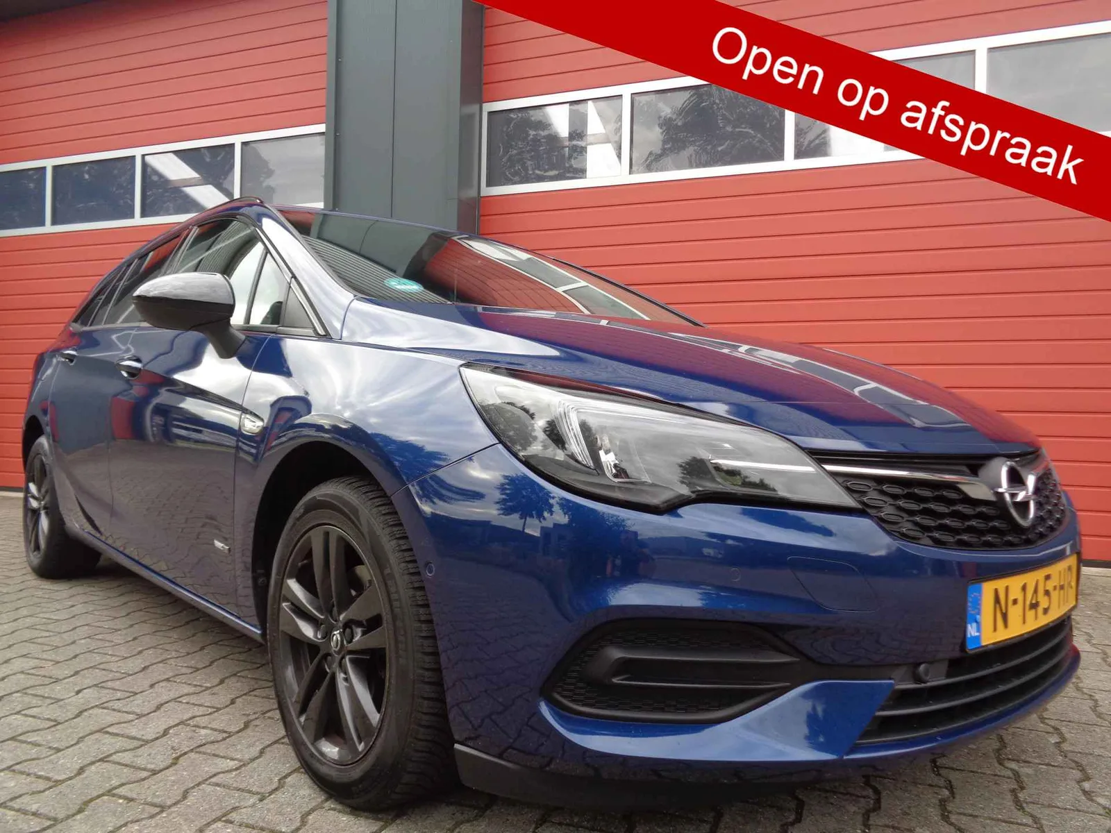 Opel Astra (2021) — foto 1