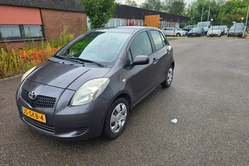 Toyota Yaris (2008)