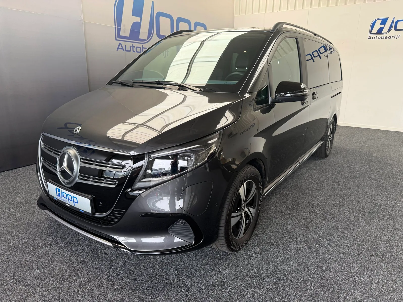 Mercedes-Benz EQV (2025) — foto 1