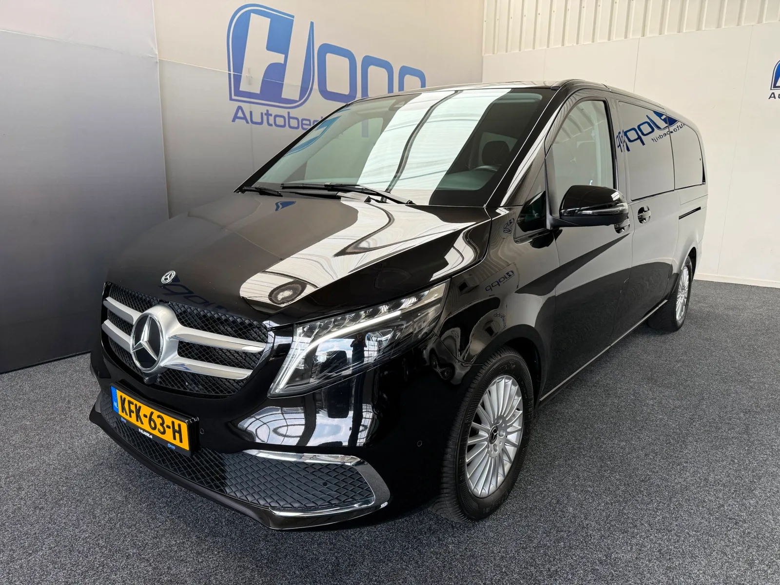 Mercedes-Benz V-Klasse (2023) — foto 1