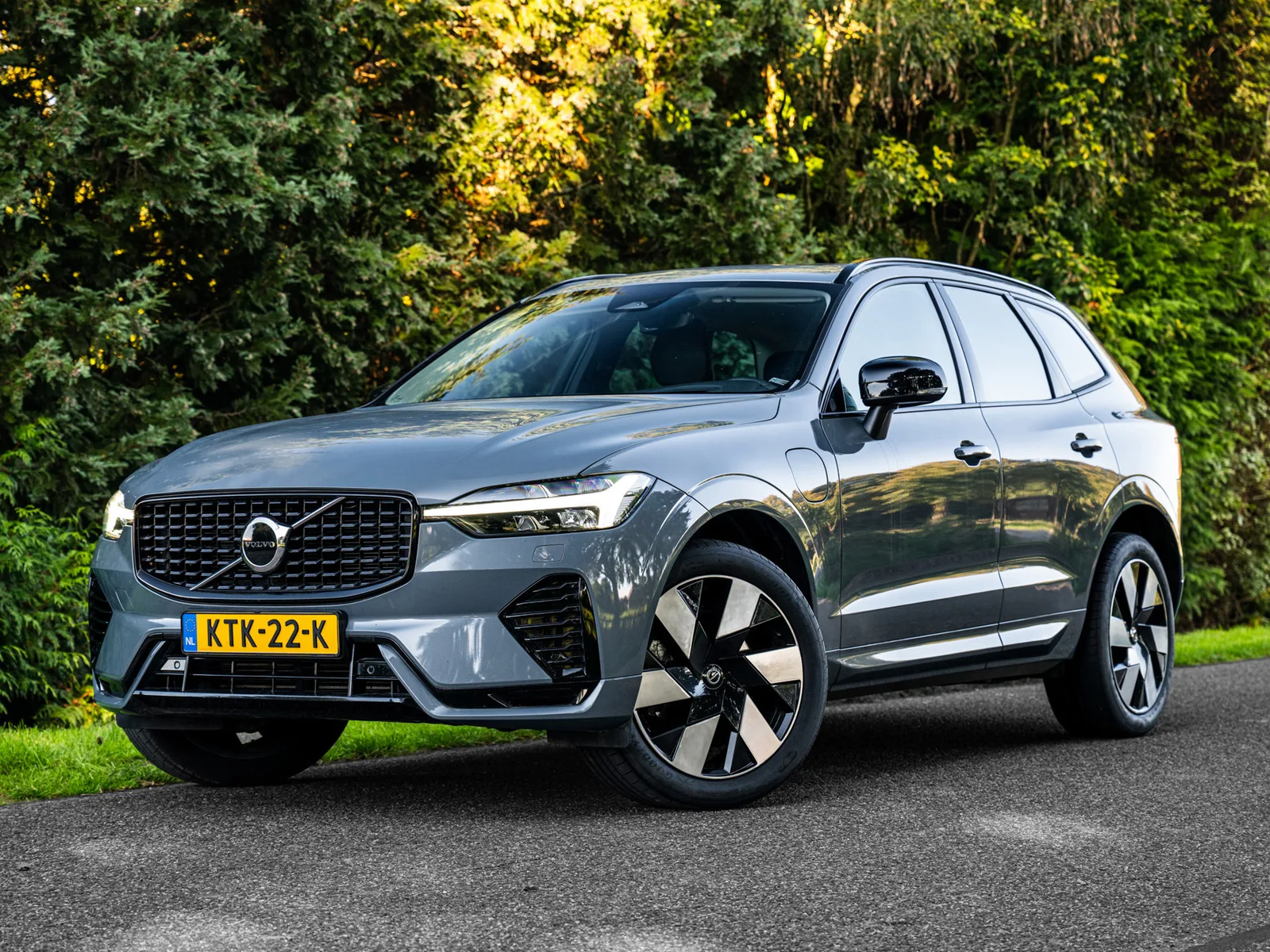 Volvo XC60 (2023) — foto 1