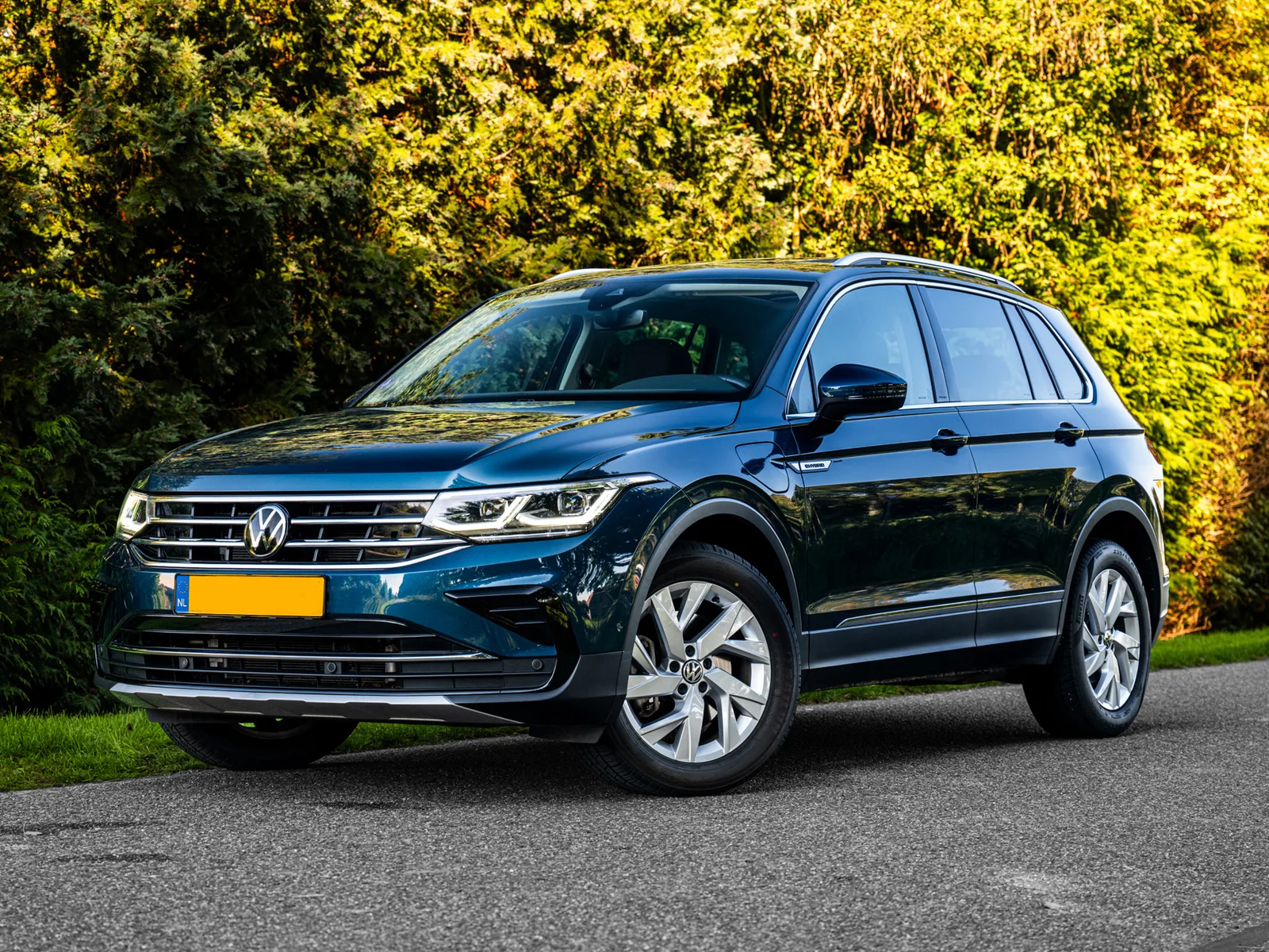 Volkswagen Tiguan (2024) — foto 1