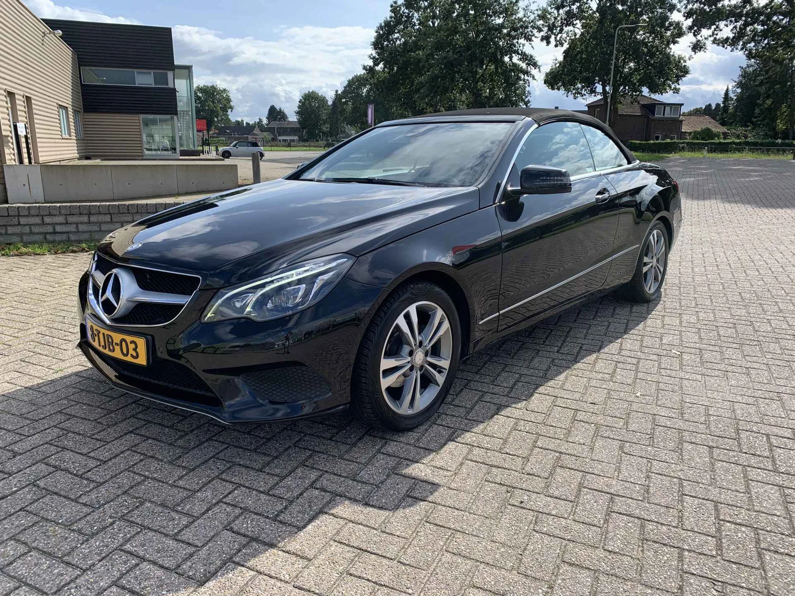 Mercedes-Benz E-Klasse (2014) — foto 1