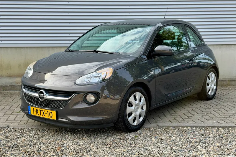 Opel Adam (2013)