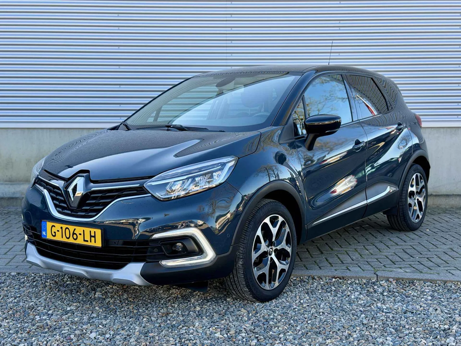 Renault Captur (2019) — foto 1