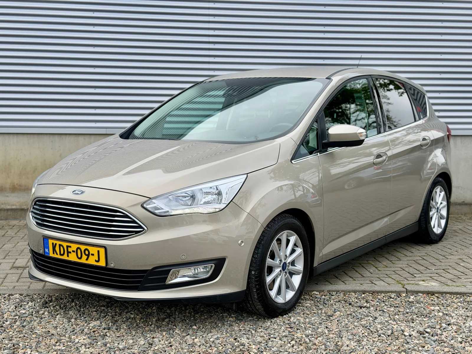 Ford C-Max (2016) — foto 1
