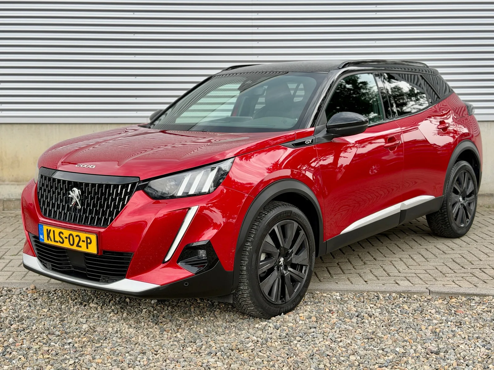 Peugeot 2008 (2020) — foto 1