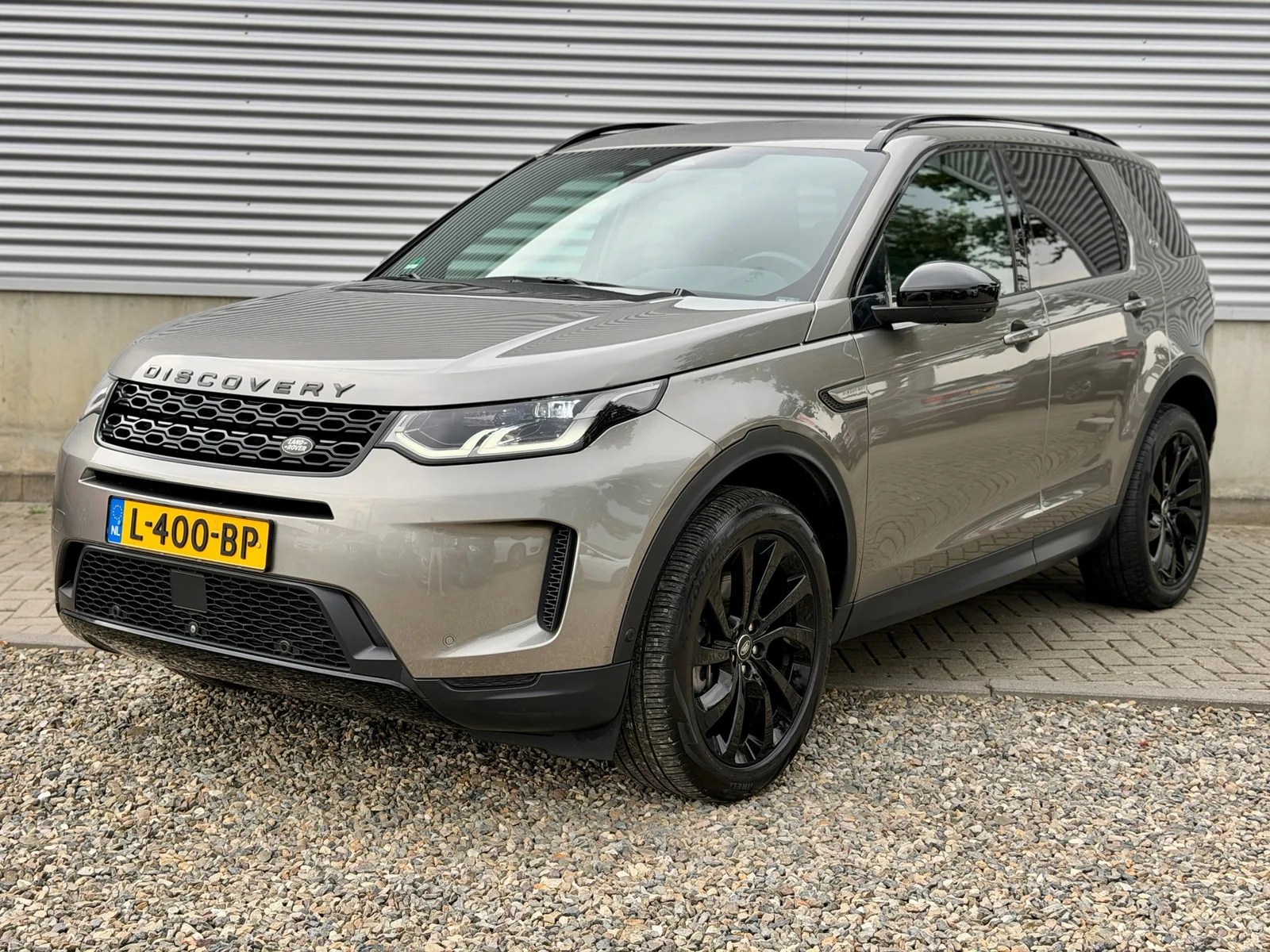 Land Rover Discovery Sport (2021) — foto 1