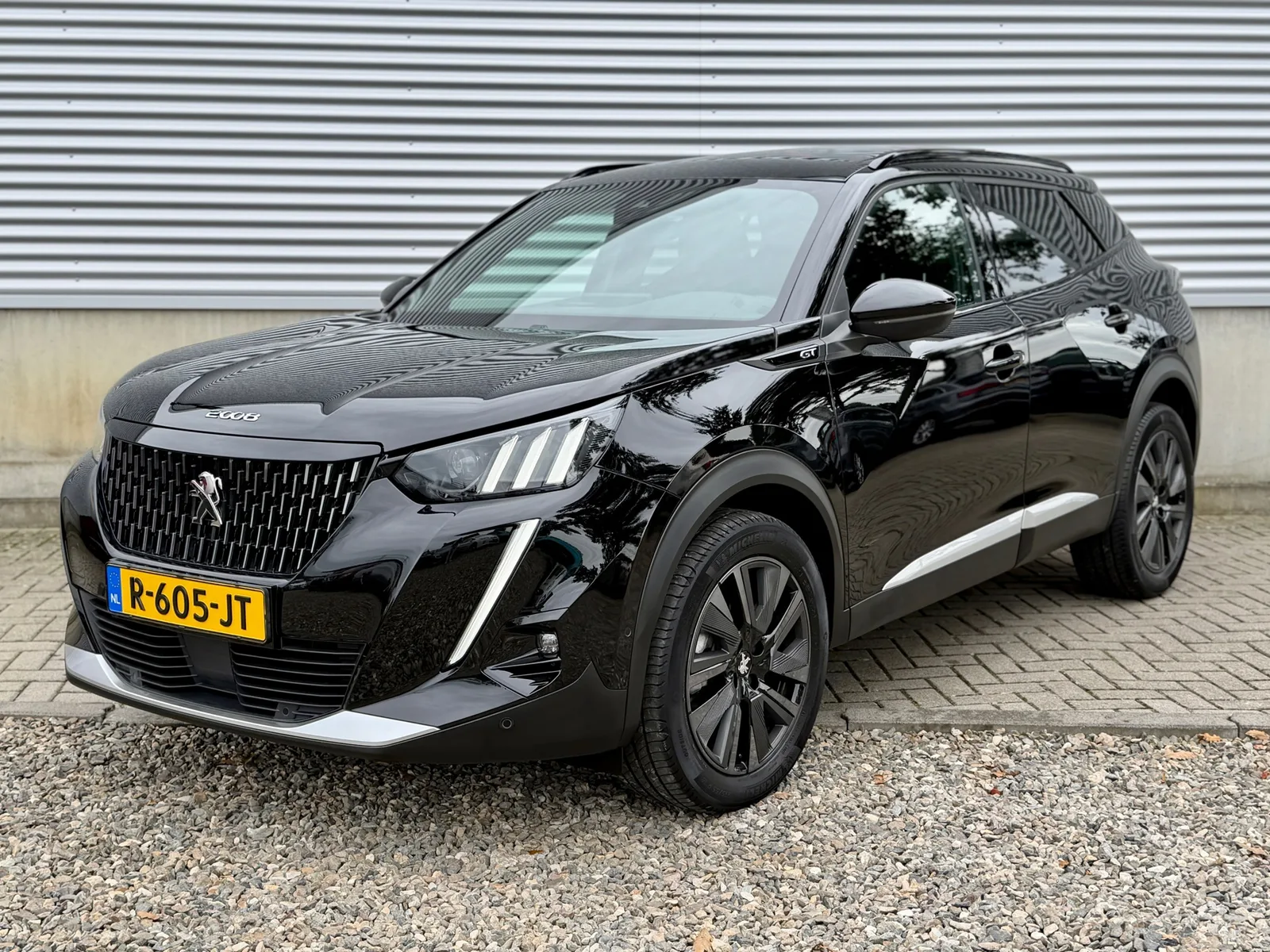 Peugeot 2008 (2022) — foto 1