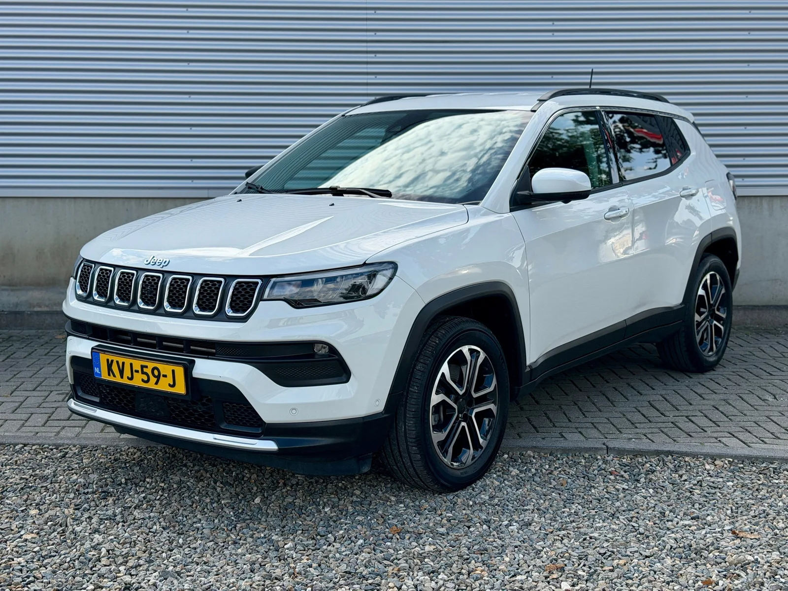 Jeep Compass (2023) — foto 1