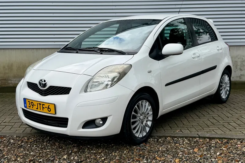 Toyota Yaris (2009)