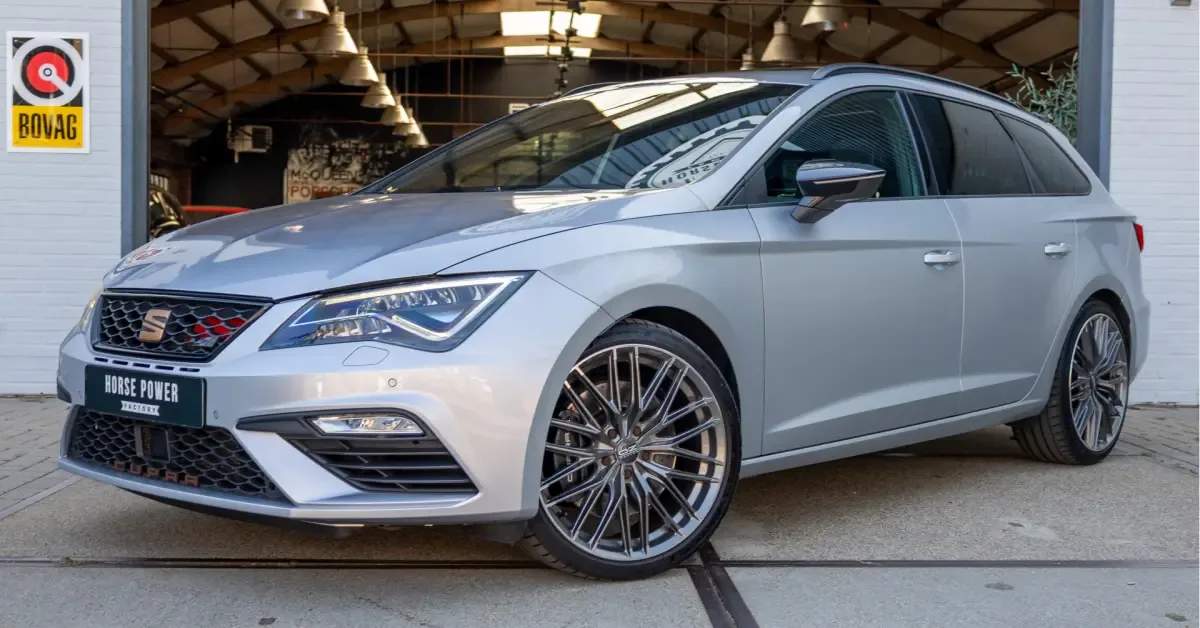 SEAT Leon (2019) — foto 1
