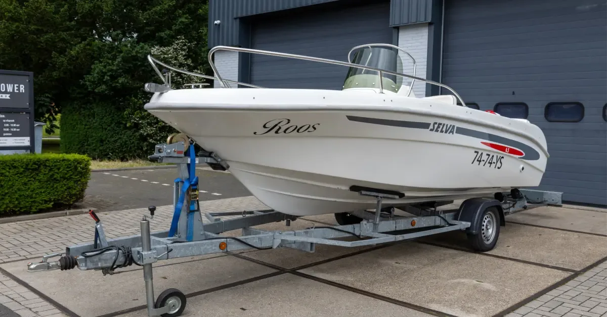 Selva D56 Marina (2013) — foto 1