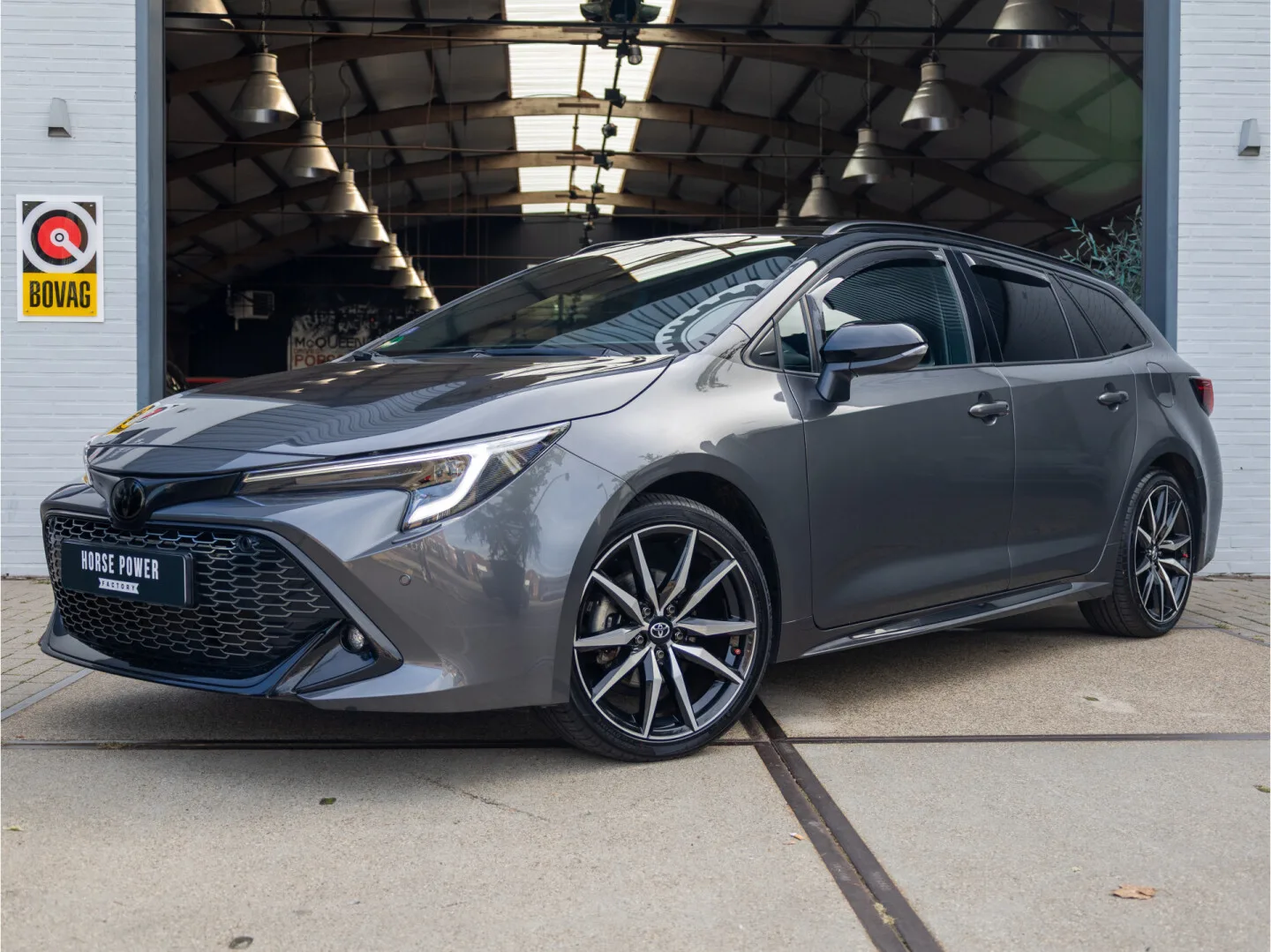 Toyota Corolla (2023) — foto 1