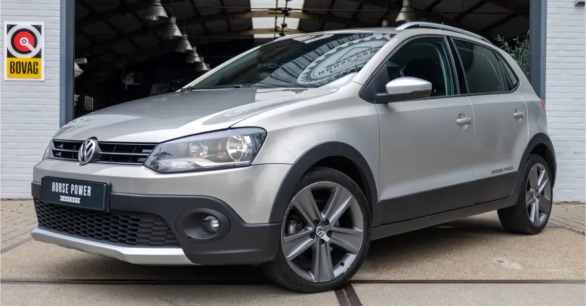 Volkswagen Polo (2012) — foto 1