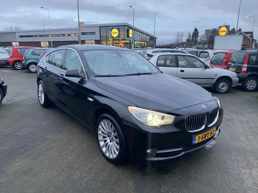 BMW 5-Serie (2013) — foto 1