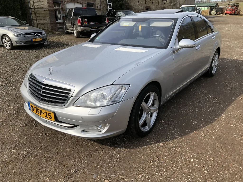 Mercedes-Benz S-Klasse (2006) — foto 1