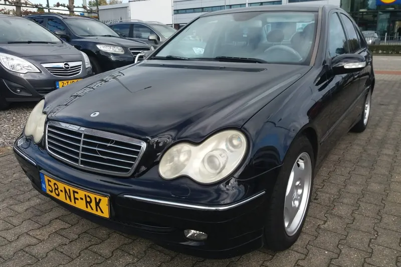 Mercedes-Benz C-Klasse (2003)