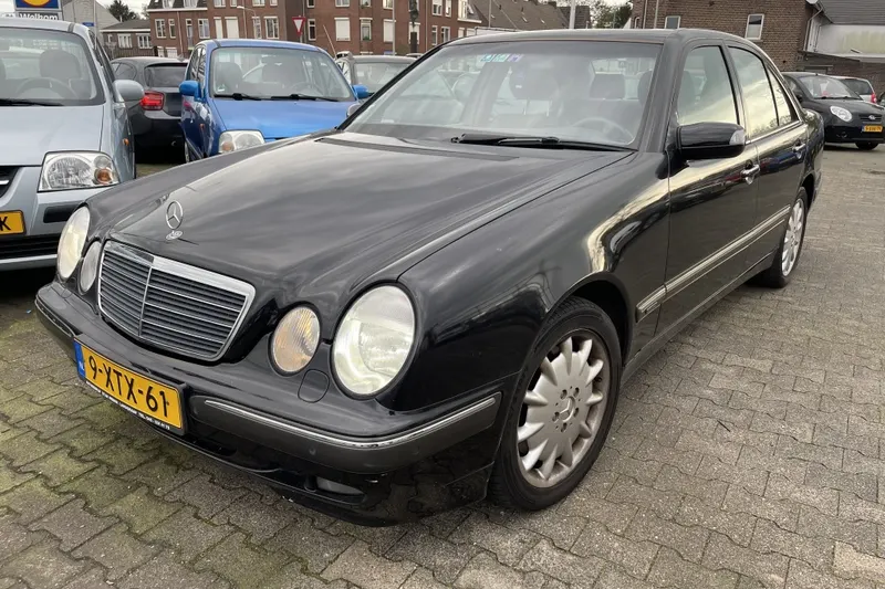 Mercedes-Benz E-Klasse (2000)
