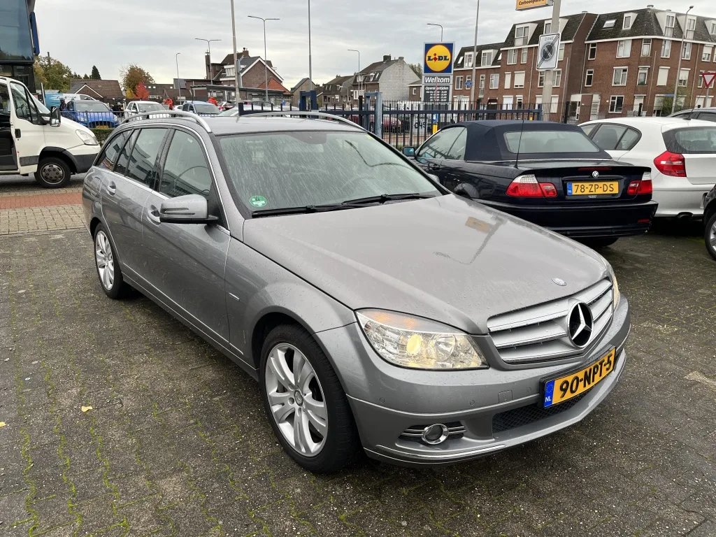 Mercedes-Benz C-Klasse (2010) — foto 1